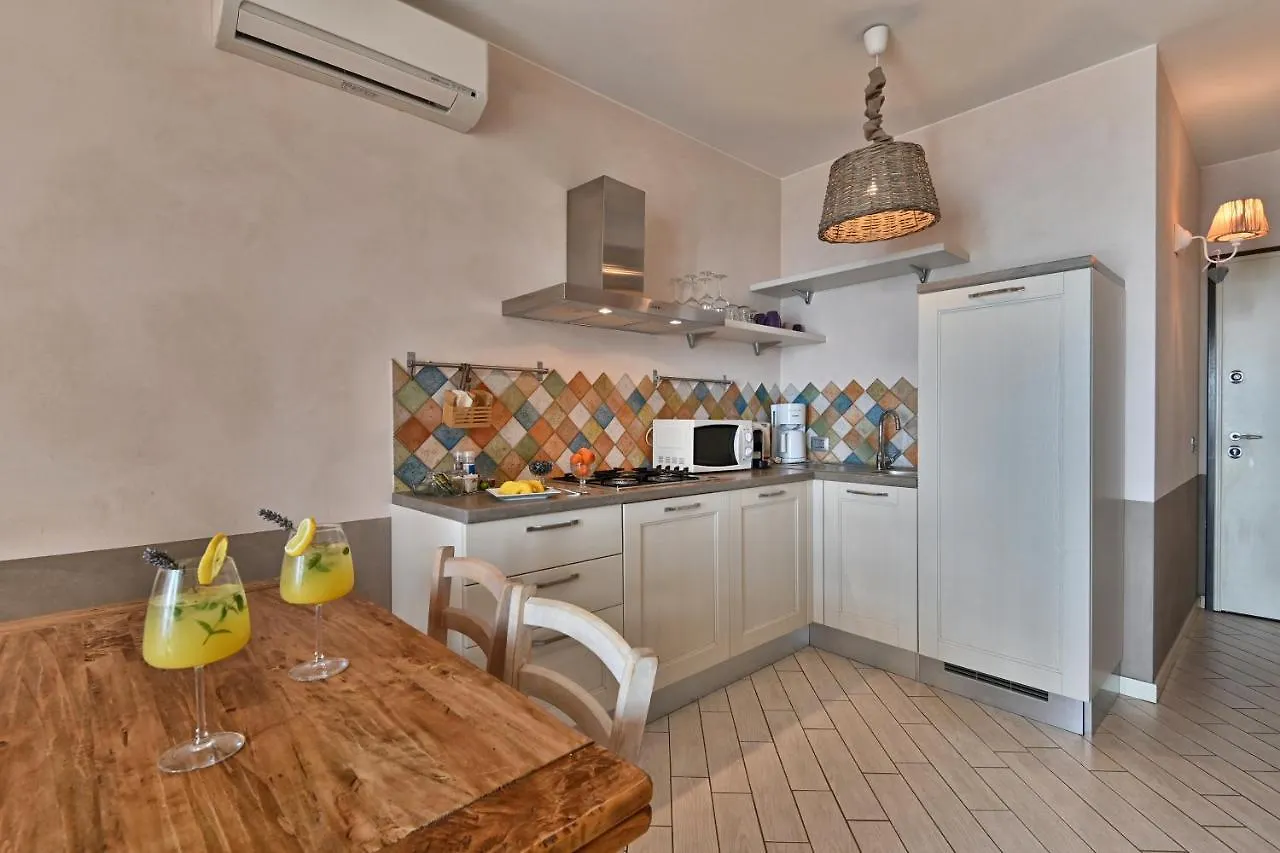 Bnb Borgo Le Vigne - L'Uva Rara Only Adults Tignale
