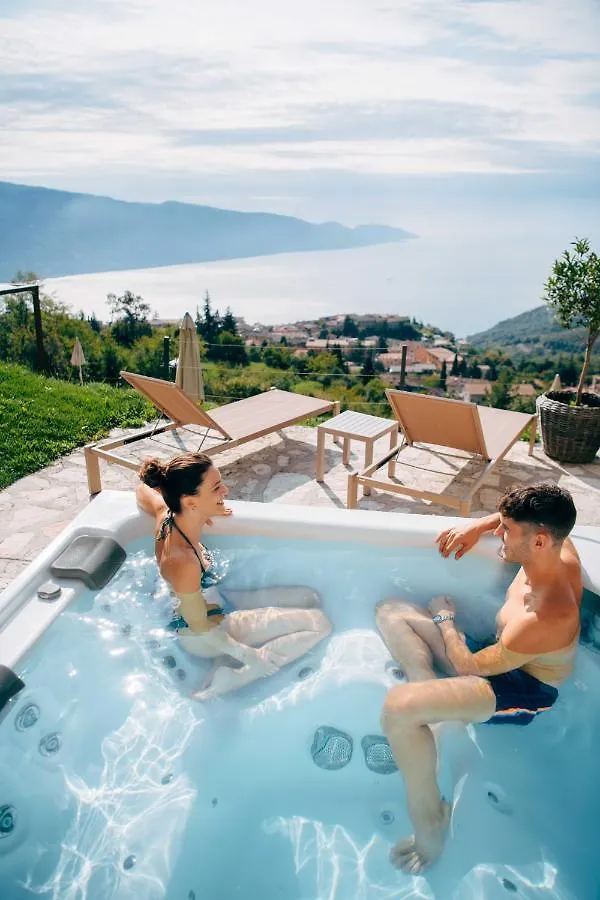 Bnb Borgo Le Vigne - L'Uva Rara Only Adults Tignale