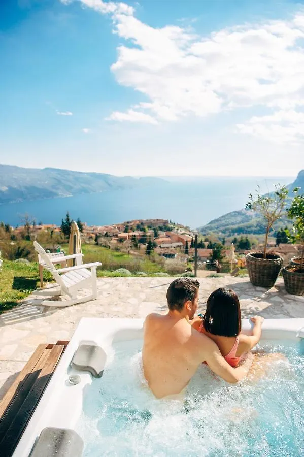 Bnb Borgo Le Vigne - L'Uva Rara Only Adults Tignale Daire
