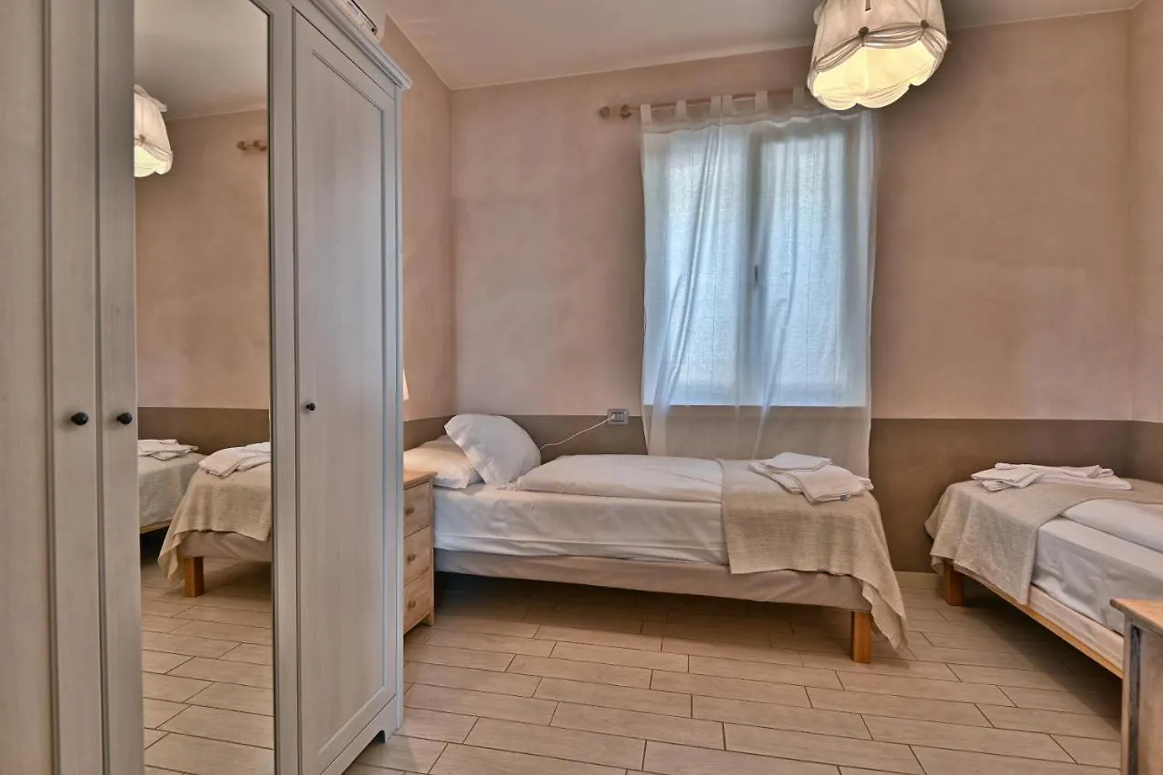 Daire Bnb Borgo Le Vigne - L'Uva Rara Only Adults Tignale
