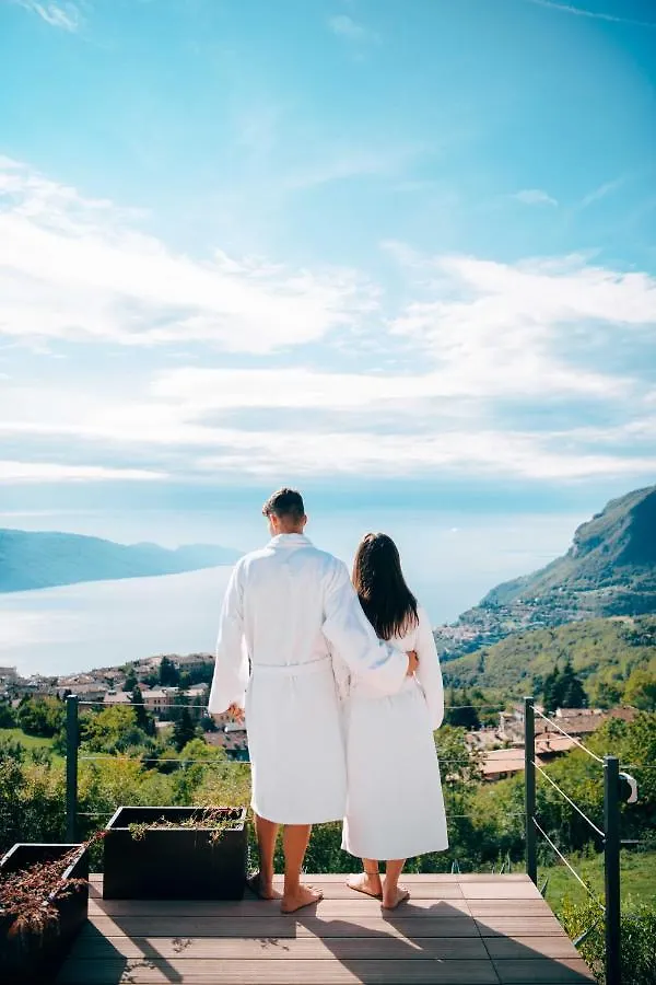 Bnb Borgo Le Vigne - L'Uva Rara Only Adults Tignale Daire