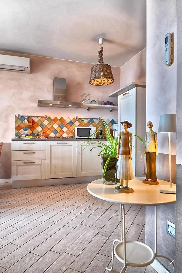 Bnb Borgo Le Vigne - L'Uva Rara Only Adults Tignale Italien